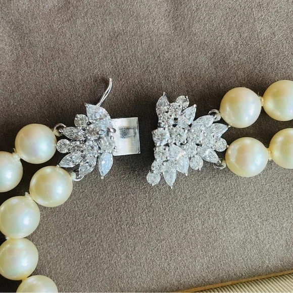 Vintage Fantasia By DeSerio Double Strand Simulated Pearl Necklace With … - Picture 7 of 15